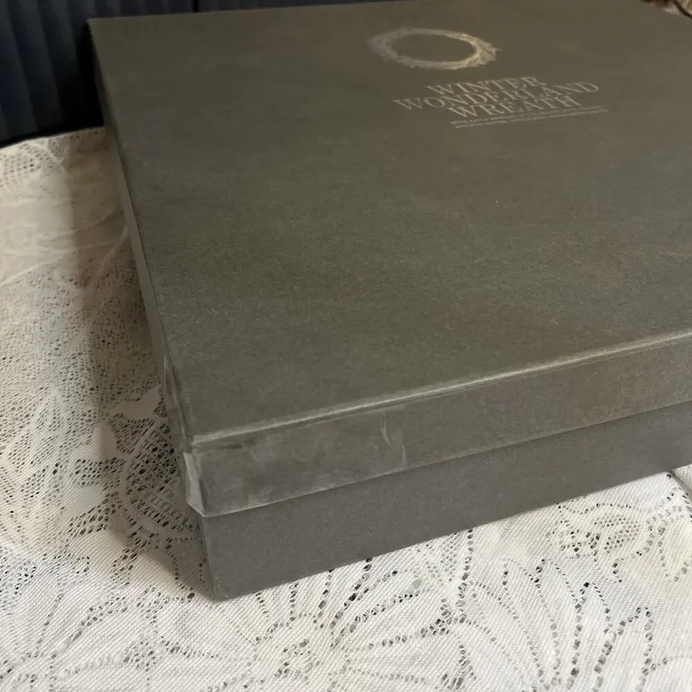 Restoration Hardware Winter Wonderland 24” Warm White Starry Lighted Wreath Box